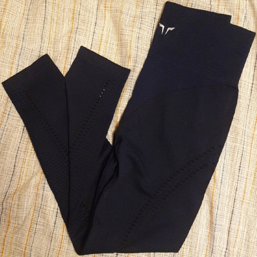 Squat Wolf Leggings
